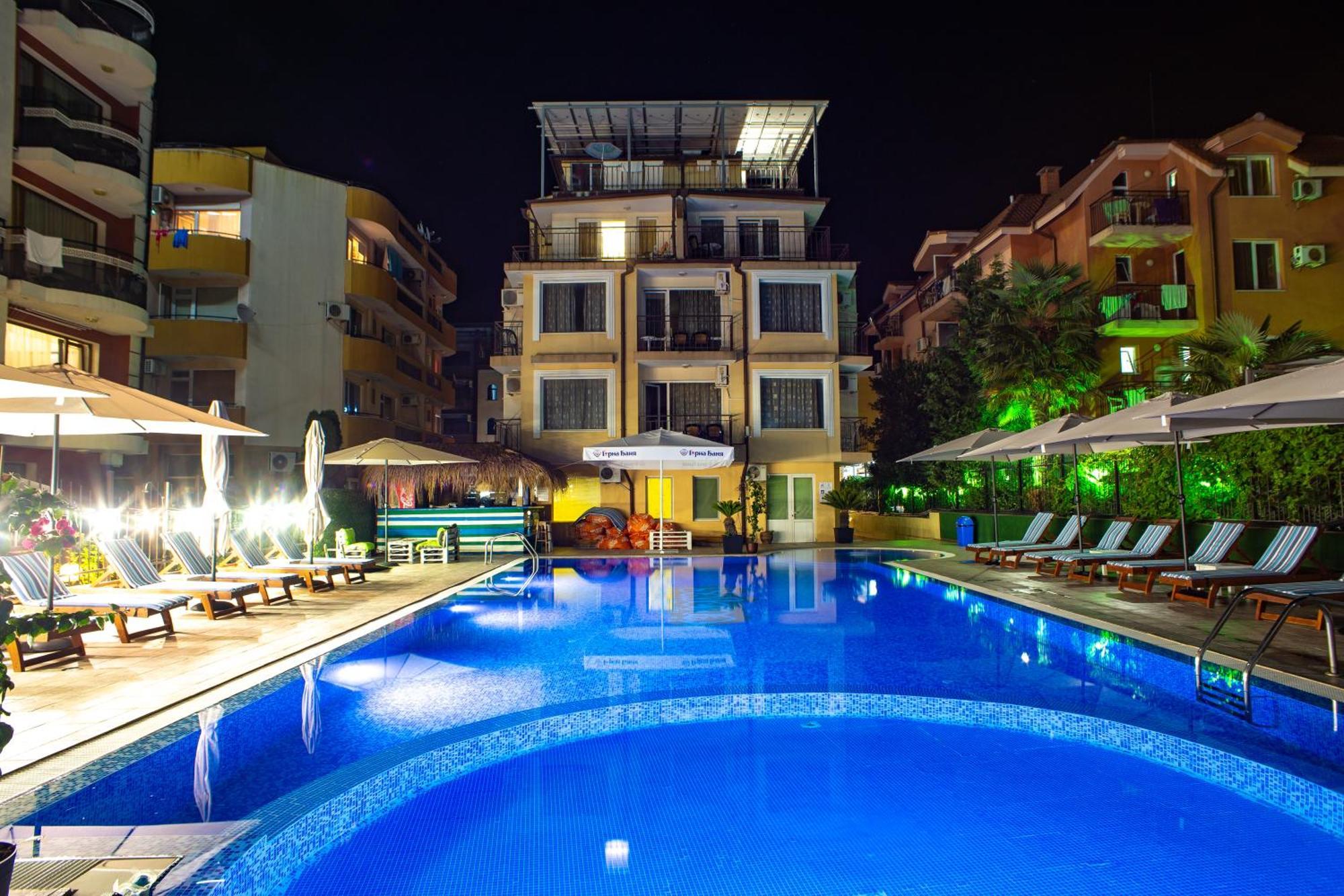 פרימורסקו Salena Beach Hotel מראה חיצוני תמונה
