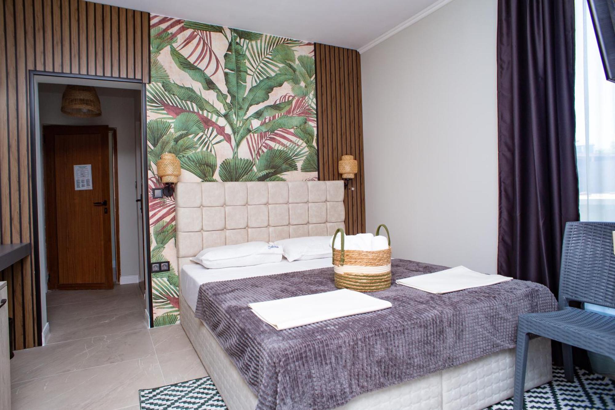 פרימורסקו Salena Beach Hotel מראה חיצוני תמונה