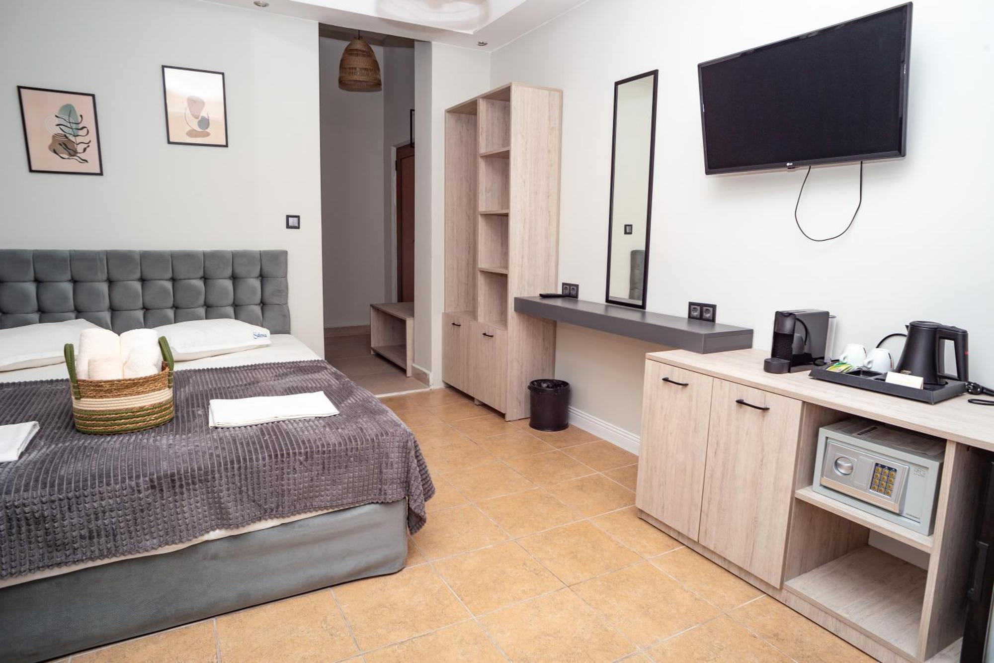 פרימורסקו Salena Beach Hotel מראה חיצוני תמונה