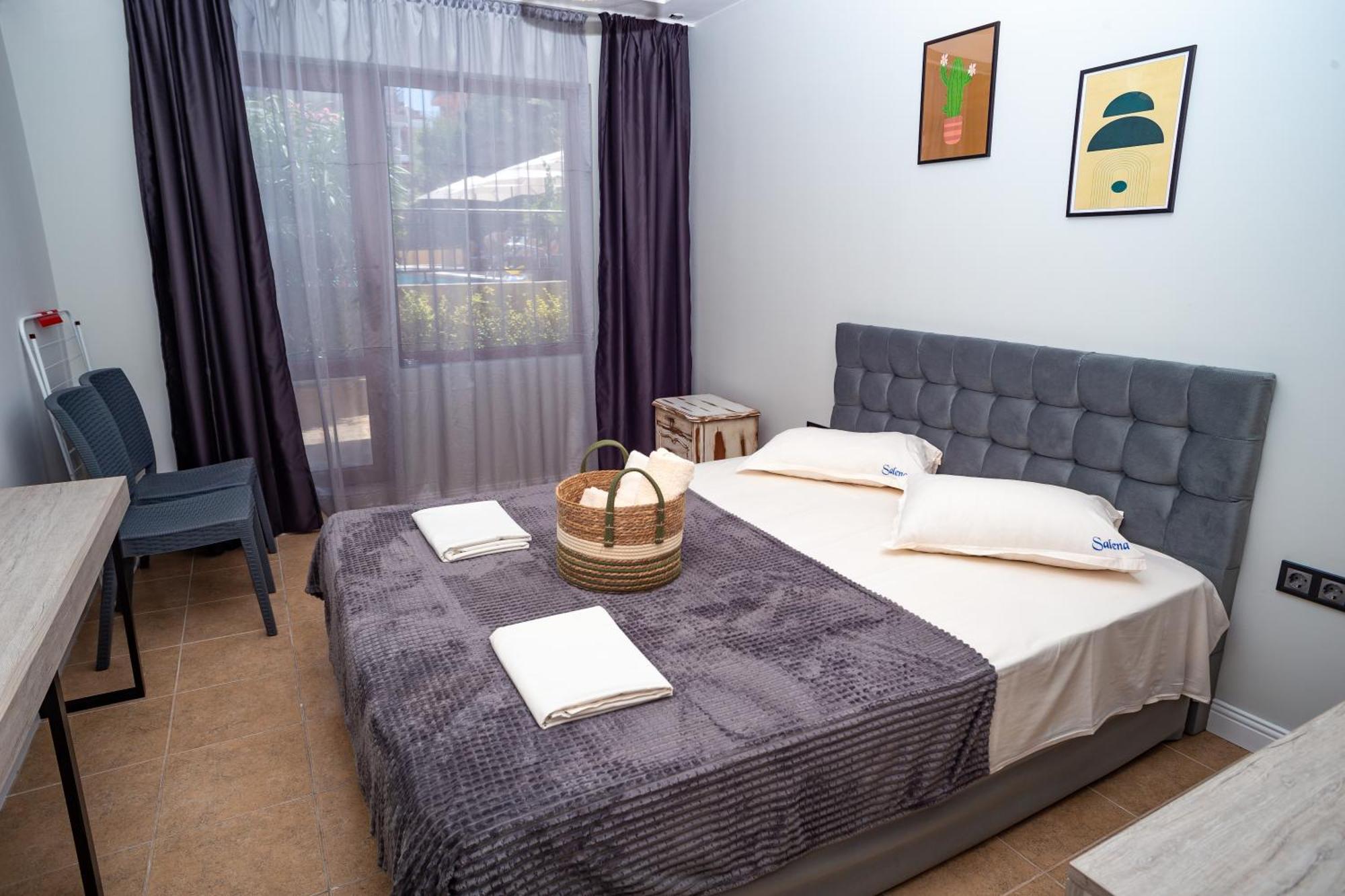 פרימורסקו Salena Beach Hotel מראה חיצוני תמונה