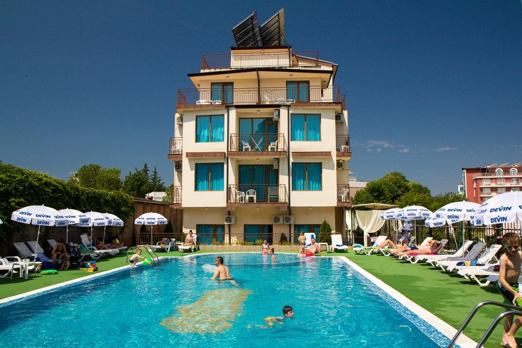 פרימורסקו Salena Beach Hotel מראה חיצוני תמונה