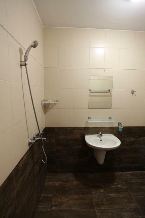 פרימורסקו Salena Beach Hotel מראה חיצוני תמונה